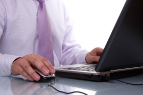 COMENTARIOS EN REDES SOCIALES Y LA VIDA PRIVADA DEL TRABAJADOR. - ASESORÍA OFIGEM